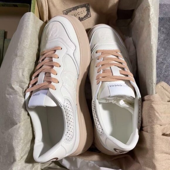 NIB GUCCI Gucci GG Embossed Leather Sneakers - Picture 4 of 6
